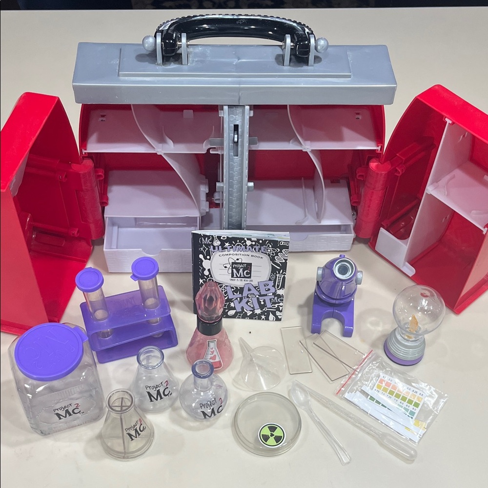 Project MC2 Science Lab Kit with case